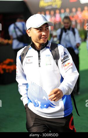 Mexiko-Stadt, Mexiko. Oktober 2025. Ayumu Iwasa (JPN) Racing Bulls und Red Bull Racing Reserve Driver. 24.10.2025. Formel-1-Weltmeisterschaft, Rd 20, Großer Preis Von Mexiko, Mexiko-Stadt, Mexiko, Übungstag. Das Foto sollte lauten: XPB/Alamy Live News. Stockfoto