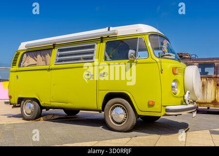 Oldtimer-VW-Van auf der Aircooler Oldtimer-Show Scheveningen Stockfoto