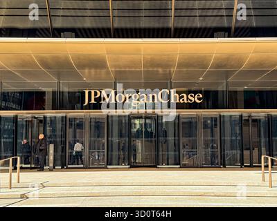 JPMorgan Chase Building, Außeneingang des Gebäudes, 270 Park Avenue, Manhattan, New York City, New York, USA Stockfoto