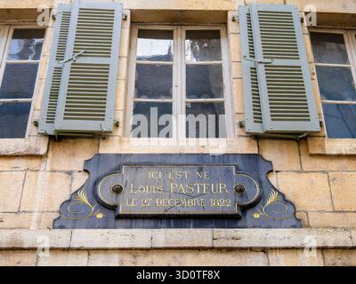 Dole, Frankreich – 29. August 2025: Geburtshaus von Louis Pasteur, einem französischen Biologen, Mikrobiologen und Chemiker Stockfoto
