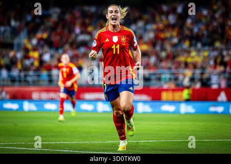 Malaga, Espagne. Oktober 2025. Alexia PUTELLAS aus Spanien während der UEFA Women's Nations League, Halbfinale, 1. Leg-Fußballspiel zwischen Spanien und Schweden am 24. Oktober 2025 in La Rosaleda in Malaga, Spanien - Foto Rafael Roman/Matthieu Mirville/DPPI Credit: DPPI Media/Alamy Live News Stockfoto