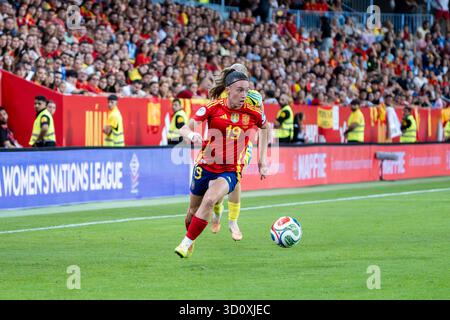 Malaga, Spanien. Oktober 2025. Eva Navarro aus Spanien wird im Halbfinale der UEFA Women's Nations League 2025 im La Rosaleda Stadion in Aktion genommen. Endergebnis Spanien 4:0 Schweden Credit: SOPA Images Limited/Alamy Live News Stockfoto