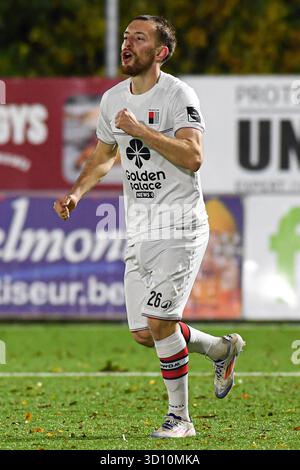 Lüttich, Belgien. Oktober 2025. Rwdms Pjotr Kestens feiert nach einem Torschuss während eines Fußballspiels zwischen RFC Lüttich und RWDM Brüssel am Samstag, den 25. Oktober 2025 in Lüttich, am 11. Tag der zweiten Liga der Challenger Pro League 2025-2026 1B der belgischen Meisterschaft. BELGA FOTO JILL DELSAUX Credit: Belga News Agency/Alamy Live News Stockfoto
