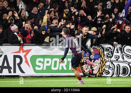 Lüttich, Belgien. Oktober 2025. Lüttich Alexis Lefebvre feiert nach einem Torschuss während eines Fußballspiels zwischen RFC Lüttich und RWDM Brüssel am Samstag, den 25. Oktober 2025 in Lüttich, am 11. Tag der zweiten Liga der Challenger Pro League 2025-2026 1B der belgischen Meisterschaft. BELGA FOTO JILL DELSAUX Credit: Belga News Agency/Alamy Live News Stockfoto