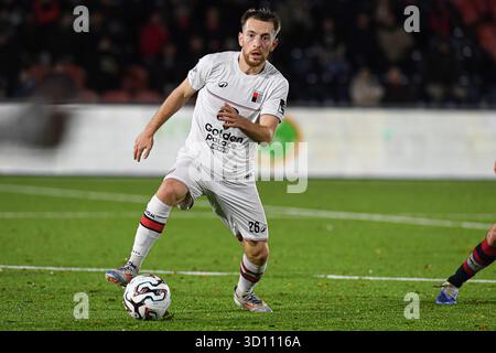 Lüttich, Belgien. Oktober 2025. Rwdms Pjotr Kestens wurde in Aktion während eines Fußballspiels zwischen RFC Lüttich und RWDM Brüssel am Samstag, den 25. Oktober 2025, in Lüttich, am 11. Tag der 2. Liga der Challenger Pro League 2025-2026 1B der belgischen Meisterschaft gezeigt. BELGA FOTO JILL DELSAUX Credit: Belga News Agency/Alamy Live News Stockfoto