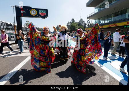 Mexiko-Stadt, Mexiko. Oktober 2025. Ambiente während des Grand Prix 2025 in Mexiko-Stadt, 20. Runde der FIA Formel-1-Weltmeisterschaft 2025 vom 24. Bis 26. Oktober 2025 auf dem Autodromo Hermanos Rodriguez in Mexiko-Stadt, Mexiko - Foto Javier Jimenez/DPPI Credit: DPPI Media/Alamy Live News Stockfoto