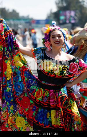 Mexiko-Stadt, Mexiko. Oktober 2025. Ambiente während des Grand Prix 2025 in Mexiko-Stadt, 20. Runde der FIA Formel-1-Weltmeisterschaft 2025 vom 24. Bis 26. Oktober 2025 auf dem Autodromo Hermanos Rodriguez in Mexiko-Stadt, Mexiko - Foto Javier Jimenez/DPPI Credit: DPPI Media/Alamy Live News Stockfoto