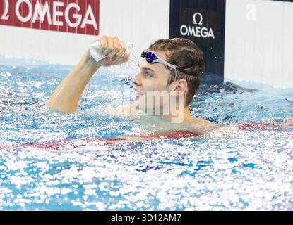 Toronto, Kanada. Oktober 2025. Hubert Kos aus Ungarn reagierte darauf, nachdem er am 25. Oktober 2025 das 100-m-Rückschlag-Finale der Männer bei der World Aquatics Swimming World Cup 2025 in Toronto gewonnen hatte. Quelle: Zou Zheng/Xinhua/Alamy Live News Stockfoto