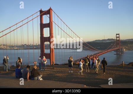 Die Golden Gate Bridge ist eine Stahlhängebrücke, die zwischen Januar 1933 und April 1937 gebaut wurde. Die Brücke ist der Eingang zum San Francisco Ba Stockfoto