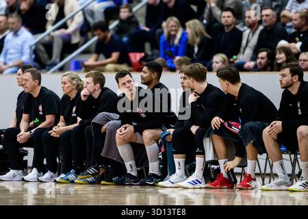 Brondby, Dänemark. Oktober 2025. Hans Lindberg (18) von HOJ Elite Herrer, der während des Bambuni Herreliga-Spiels zwischen HOJ Elite Herrer und Aalborg Handball in Brondby-Hallen in Brondby zu sehen war. Quelle: Gonzales Photo/Alamy Live News Stockfoto