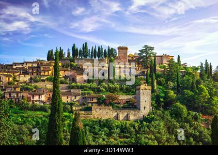 Spello mittelalterliche Dorf Skyline. Perugia, Umbrien, Italien, Europa. Stockfoto