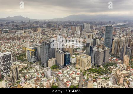 Banqiao, Taiwan - 21. Oktober 2019: Luftaufnahme des Stadtbildes mit in Banqiao, New Taipei City, Taiwan, å å €, æ¹¾ °Æ ¿Æ Stockfoto