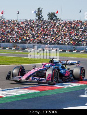 CDMX, MX. 25. Oktober 2025. Pierre Gasly aus Frankreich und das BWT Alpine F1-Team fuhren die (10) Alpine A525 während des Qualifyings vor dem Formel-1-Grand Prix von Mexiko-Stadt am 25. Oktober 2025 in Autódromo Hermanos Rodríguez in Mexiko-Stadt. (Foto: Ben Adams/SIPA USA) Credit: SIPA USA/Alamy Live News Stockfoto