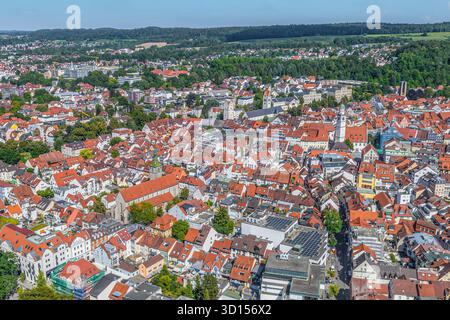 Ravensburg, zentrale Stadt der Region Bodensee-Oberschwaben aus der Vogelperspektive Stockfoto