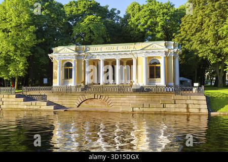 Rossi Pavillon im Mikhailovsky-Garten. St. Petersburg Stockfoto