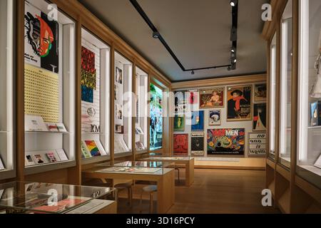 Oslo, Norwegen - 10. September 2025: Ausstellung für Grafik und Plakatkunst im Nationalmuseum Oslo, Nasjonalmuseet Stockfoto