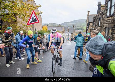 2025 RTTC National Hill Climb Championships Bank Road, Matlock Sunday 26 Oktober 2025 Ergebnisse: öffnen 1 Harry Macfarlane 02:14,7 Regel 28 Ausreißer 2 Kieran Wynne-Cattanach 02:19,8 Team Hebezeug Produkte 3 Andrew Feather 02:20,4 Huntbikewheels.com Frauen 1 Rachel Galler 02:59,8 FTP (Fulle the Potential) Rennteam 2 Illi Gardner 03 27,0:01,8 Cardiff Ajax CC 3 Madeleine Heywood 34,7 03:04,6 Elevate Rt Junior Open 1 Harry Hudson 02:20,8 Harrogate Nova Race Team 2:24,6 Stockfoto