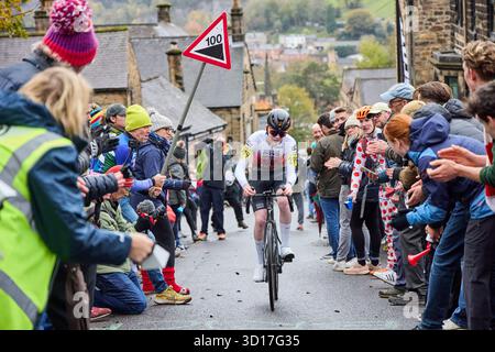2025 RTTC National Hill Climb Championships Bank Road, Matlock Sunday 26 Oktober 2025 Ergebnisse: öffnen 1 Harry Macfarlane 02:14,7 Regel 28 Ausreißer 2 Kieran Wynne-Cattanach 02:19,8 Team Hebezeug Produkte 3 Andrew Feather 02:20,4 Huntbikewheels.com Frauen 1 Rachel Galler 02:59,8 FTP (Fulle the Potential) Rennteam 2 Illi Gardner 03 27,0:01,8 Cardiff Ajax CC 3 Madeleine Heywood 34,7 03:04,6 Elevate Rt Junior Open 1 Harry Hudson 02:20,8 Harrogate Nova Race Team 2:24,6 Stockfoto