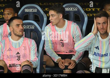 Roma, Latium. Oktober 2025. Lois Openda von Juventus, Filip Kostic von Juventus, Kenan Yõldõz von Juventus, Daniele Rugani von Juventus während der Serie A Enilive Match zwischen SS Lazio gegen FC Juventus im olimpico-Stadion in Rom 26. Oktober 2025 Credit: massimo insabato/Alamy Live News Stockfoto