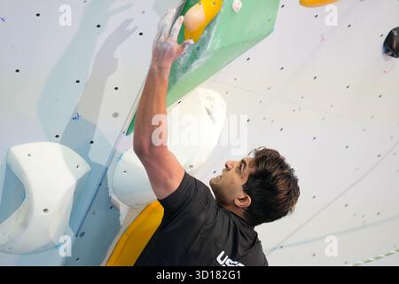 Iizuka Japan. Oktober 2025. Deva Ramireddy (USA), 26. OKTOBER 2025 - Para Climbing : Para Climbing Final im Iizuka Sports Resort The Retreat während des IFSC Climbing Grand Finals Fukuoka 2025 in Iizuka Japan. Quelle: SportsPressJP/AFLO/Alamy Live News Stockfoto