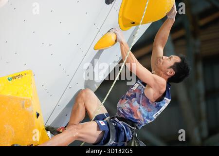 Iizuka Japan. Oktober 2025. Kazuhiko Yamashita (JPN), 26. OKTOBER 2025 - Para Climbing : Para Climbing Final im Iizuka Sports Resort das Retreat während des IFSC Climbing Grand Finals Fukuoka 2025 in Iizuka Japan. Quelle: SportsPressJP/AFLO/Alamy Live News Stockfoto