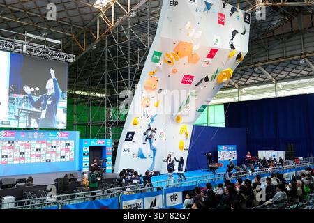 Iizuka Japan. Oktober 2025. Masahito Maeoka (JPN), 26. OKTOBER 2025 - Para Climbing : Para Climbing Final im Iizuka Sports Resort das Retreat während des IFSC Climbing Grand Finals Fukuoka 2025 in Iizuka Japan. Quelle: SportsPressJP/AFLO/Alamy Live News Stockfoto