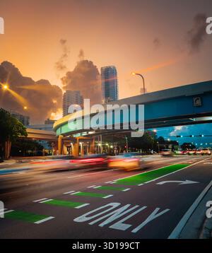 Verkehr in der Stadt miami Florida Stockfoto