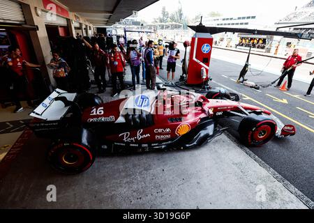 Mexiko-Stadt, Mexiko. Oktober 2025. #16 Charles Leclerc (MCO, Scuderia Ferrari HP), der F1 Grand Prix von Mexiko am 24. Oktober 2025 beim Autodromo Hermanos Rodriguez in Mexiko-Stadt. (Foto von HOCH ZWEI) Credit: dpa/Alamy Live News Stockfoto