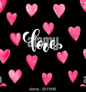Word Love handgezeichneter Pinselstift-Schriftzug mit nahtlosem Muster rosa Aquarellherzen. Romantisches Hintergrunddesign für Grußkarten Stock Vektor