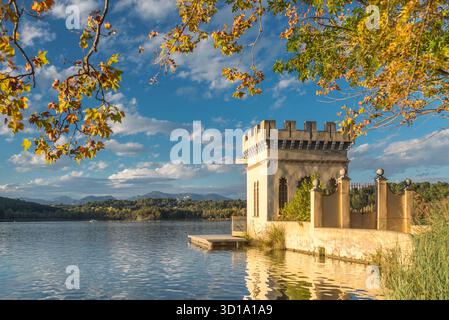PESQUERA LA CARPA D’OR BOOTSHAUS SEE VON BANYOLES PLA DE L’ESTANY PROVINZ GIRONA KATALONIEN SPANIEN Stockfoto