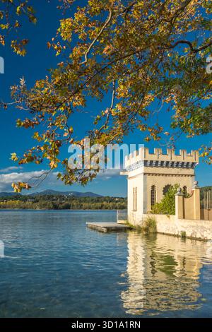 PESQUERA LA CARPA D’OR BOOTSHAUS SEE VON BANYOLES PLA DE L’ESTANY PROVINZ GIRONA KATALONIEN SPANIEN Stockfoto