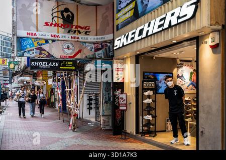 Hongkong, China. Mai 2023. Die amerikanische Lifestyle- und Performance-Schuhmarke Skechers Store in Hongkong. Quelle: SOPA Images Limited/Alamy Live News Stockfoto