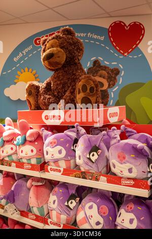 Macy's Flaggschiff-Kaufhaus hat eine große Toys R US Kinderabteilung, New York City, USA 2025 Stockfoto