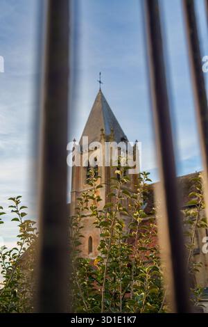 Blick auf die Basilika Sacré-Cœur in Montmartre, Paris, Frankreich. Stockfoto