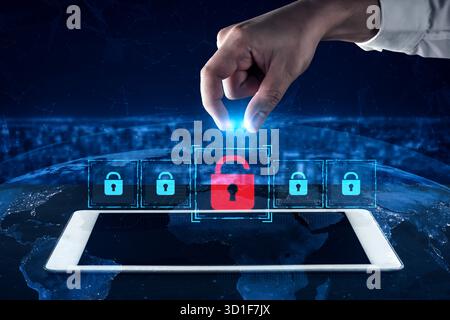 Digitales Sicherheitskonzept, das einen Cybersicherheitsverstoß veranschaulicht, mit einem roten, freigeschalteten Vorhängeschloss, das die Datensicherheit in sicheren Systemen anzeigt Stockfoto