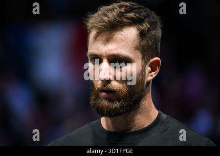 Nanterre, Frankreich, Frankreich. Oktober 2025. Corentin MOUTET aus Frankreich am zweiten Tag des Rolex Paris Masters 1000 Tennis Turniers in der Accor Arena am 28. Oktober 2025 in Nanterre bei Paris. (Kreditbild: © Matthieu Mirville/ZUMA Press Wire) NUR REDAKTIONELLE VERWENDUNG! Nicht für kommerzielle ZWECKE! Quelle: ZUMA Press, Inc./Alamy Live News Stockfoto