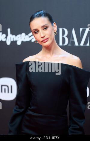 Madrid. Spanien. 20251028 nimmt Maria Pedraza am 28. Oktober 2025 in Madrid am Bazaar „Women of the Year 2025“ Awards Red Carpet im Callao Cinema Teil Stockfoto