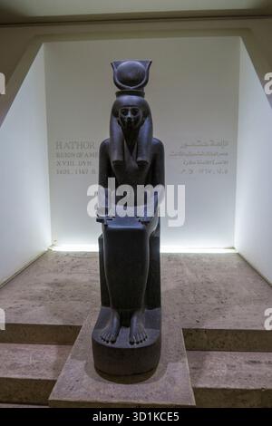 Statue von Hathor, einer alten ägyptischen Göttin, untergebracht im Luxor Museum, Ägypten Stockfoto
