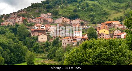 Sotres Village, Biosphärenreservat, Nationalpark Picos de Europa, Asturien, Spanien, Europa Stockfoto
