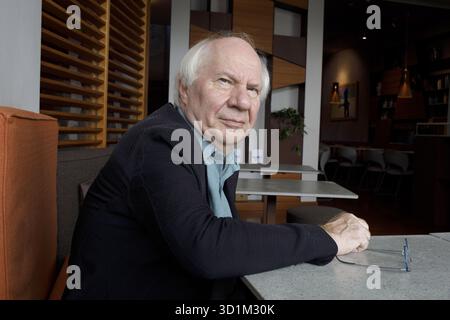 Porträt von Jan Brokken 20/09/2025 ©Basso Cannarsa/opale.Photo Stockfoto