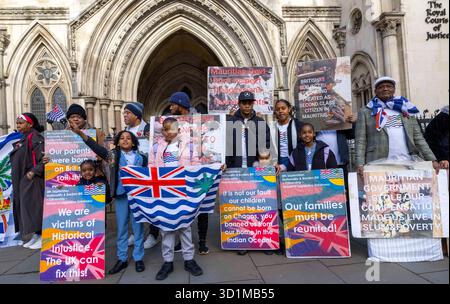 Chagos Islands gerichtliche Überprüfung. Zwei miteinander verknüpft. Die Fälle stellen Entscheidungen der britischen Regierung, die Chagossians betreffen, infrage, da keine Konsultation ab stattgefunden hat Stockfoto