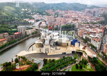 Guggenheim Museum, Nervion Fluss, Salbeko zubia, Blick vom Iberdrola Turm, Bilbao, Baskenland, Spanien Stockfoto