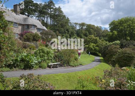 Das Coleton Fishacre wurde 1925 für Rupert und Lady Dorothy D'Oyly Carte entworfen und besteht aus einem 97 Hektar (000 m2) großen Garten und einem Haus in der Nähe Stockfoto