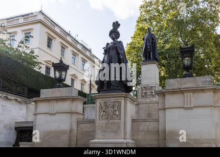 König Georg VI. Und Königin Elisabeth die Königin Mutter Gedenkstätten. London, UK, 23. Juli 2023 Stockfoto