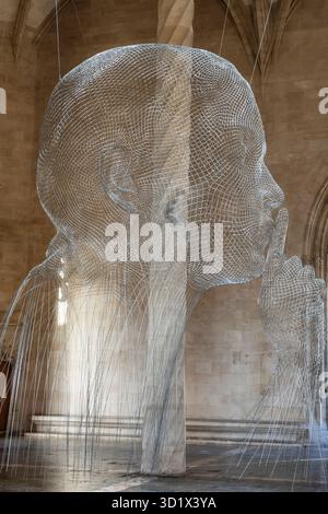 Werk des katalanischen Künstlers Jaume Plensa im gotischen Gebäude von La Lonja, Palma, Mallorca, Balearen, Spanien Stockfoto