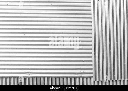 Industrieller rostiger Hintergrund alte Grunge rostige Zinkwand für strukturierten Hintergrund alter rostiger galvanisierter Rost und zerkratzter Stahl te Stockfoto