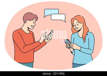 Glücklicher Mann und Frau chatten SMS online auf Smartphones. Lächelndes Paar im Internet. Anwendungskonzept für soziale Medien. Vektorgrafik. Stockfoto