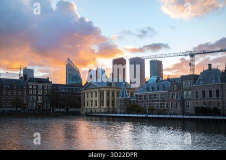 DER HAAG – der Hofvijver am Tag nach der Wahl des niederländischen Repräsentantenhauses. ANP LINA SELG niederlande raus - belgien raus Stockfoto