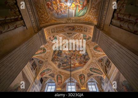 GENUA, ITALIEN, 14. SEPTEMBER 2024 - Innere des Palastes Angelo Giovanni Spinola in Genua, Italien Stockfoto