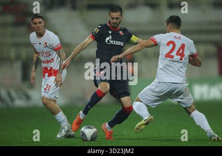 Nus, Serbien. Oktober 2025. Crvena Zvezda's Mirko Ivanic während des Fußballspiels der Serbischen Superliga zwischen Crvena Zvezda (Roter Stern) und Radnicki NIS Stockfoto